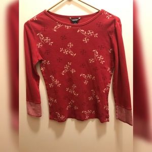 A red American eagle flower shirt